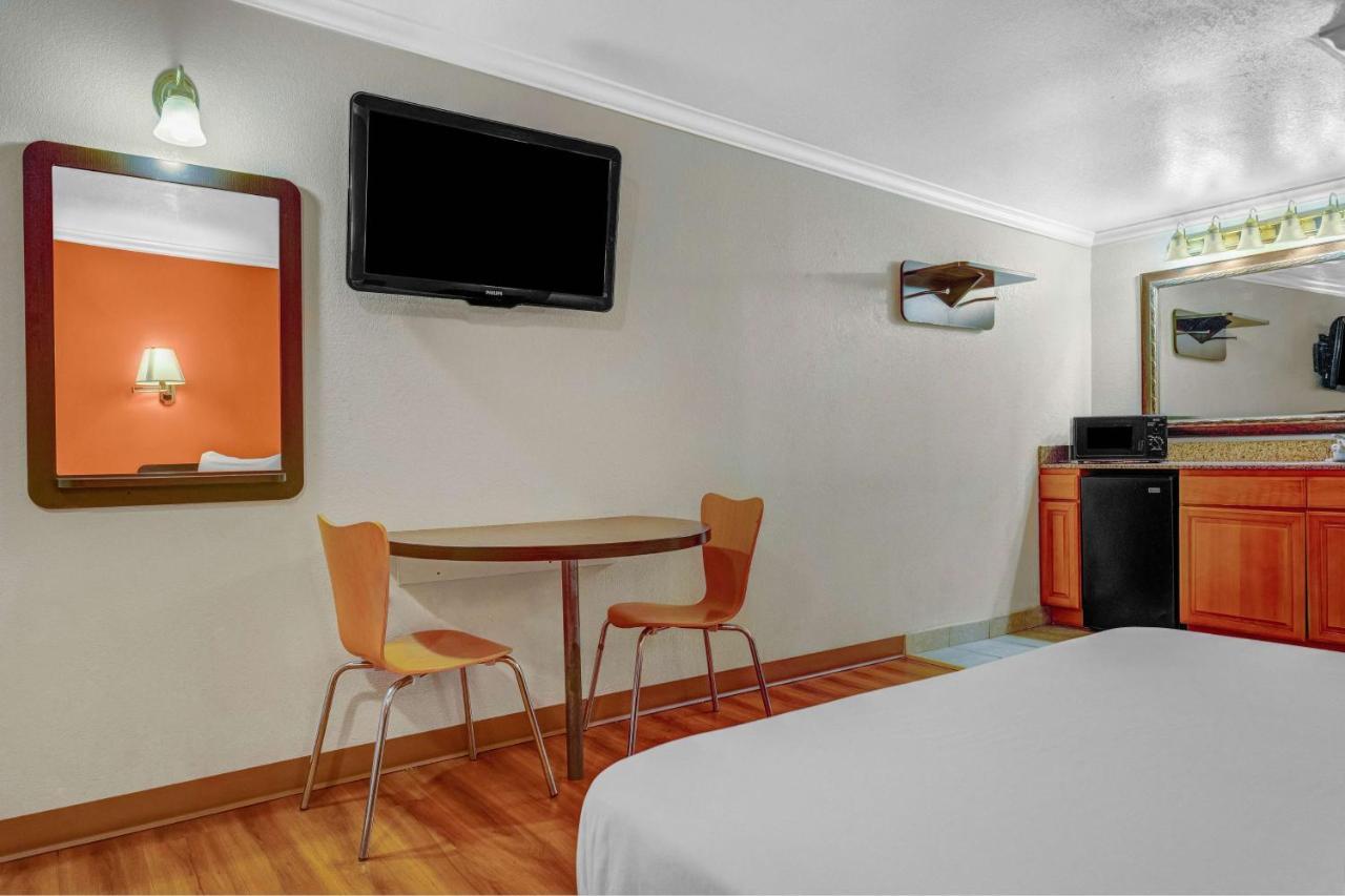 Motel 6-Salt Lake City, Ut - Central Millcreek Экстерьер фото