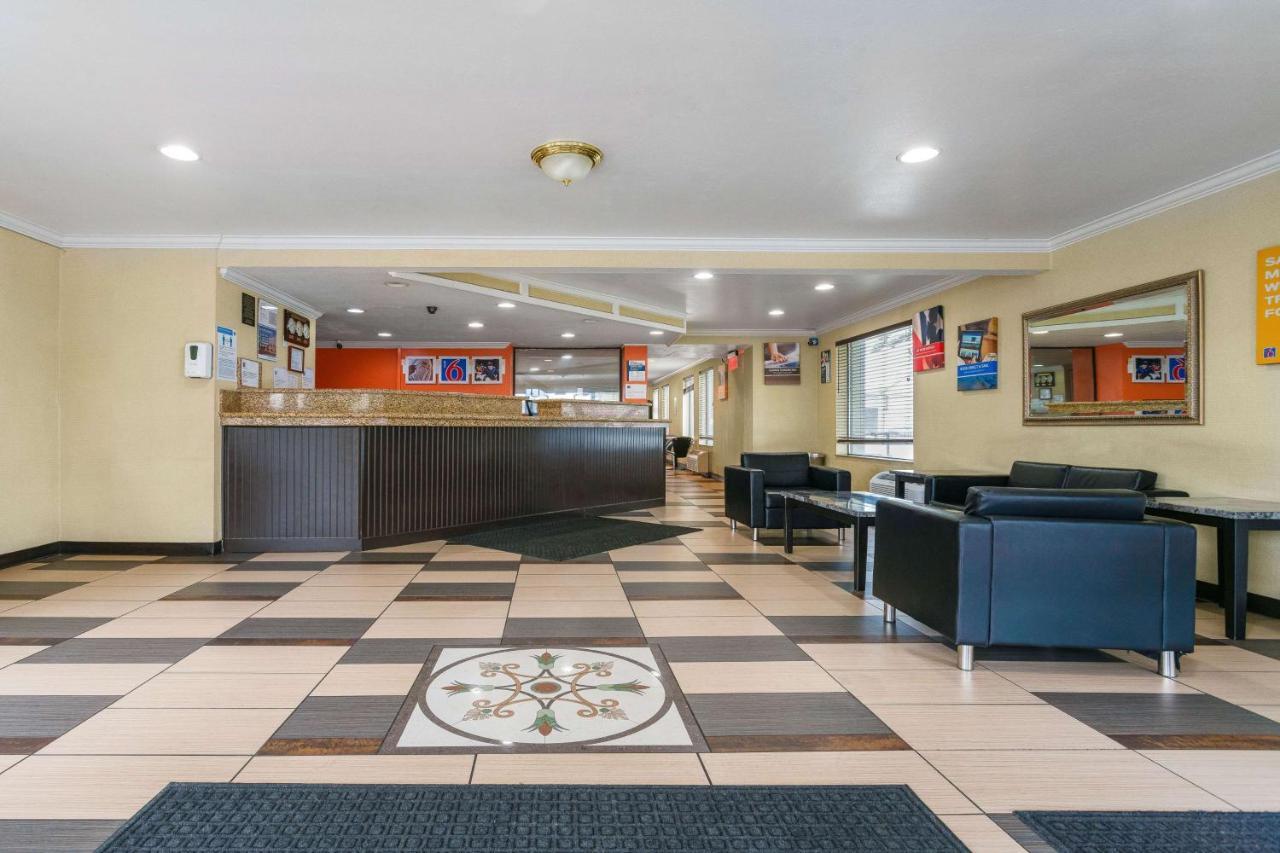 Motel 6-Salt Lake City, Ut - Central Millcreek Экстерьер фото